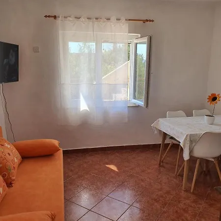 Apartmani Barada Seget Vranjica Exterior photo