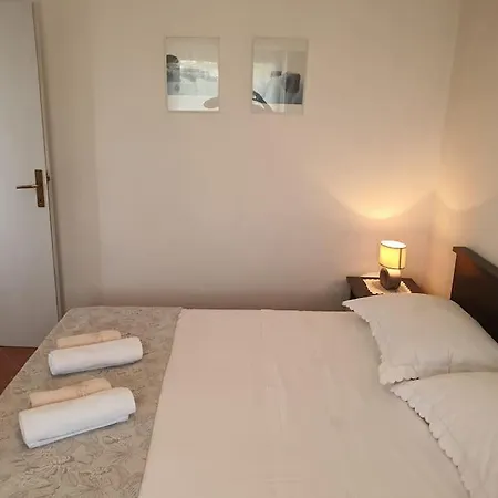 Apartmani Barada Seget Vranjica Exterior photo