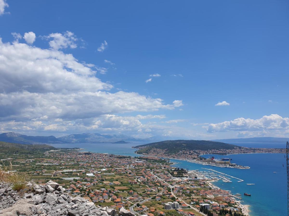 Apartment Barada Seget Vranjica