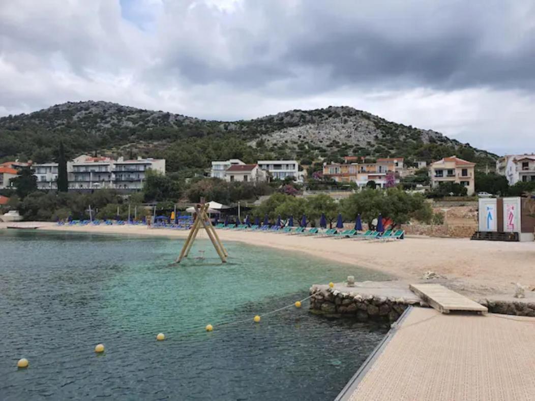 Apartament Barada *